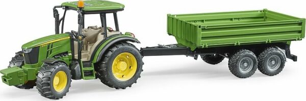 John Deere 5115 M with tipping trailer