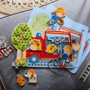 In Action! Threading and Lacing Game