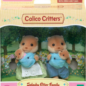 Splashy Otter Family