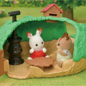 Baby Hedgehog Hideout