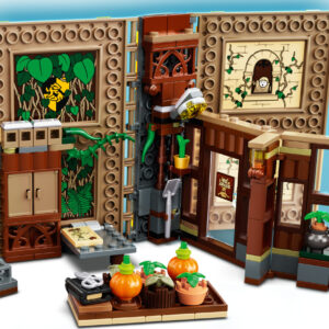 LEGO® Harry Potter: Hogwarts Moment: Herbology Class