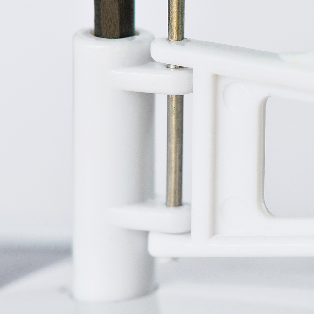 PlaySTEAM Mini Voyager 280 Sailboat in Blue